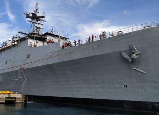 समुद्र सेतु अभियानांर्गत भारतीय नागरिकांच्या सुटकेसाठी आयएनएस मगर मालेमध्ये दाखल