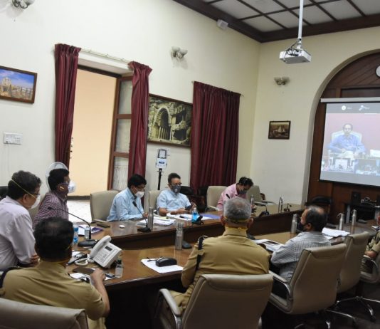 मुख्यमंत्री उद्धव ठाकरे यांनी घेतला व्हीडीओ कॉन्फरन्सिंगद्वारे पुणे विभागाचा आढावा