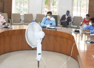 सॅम्पल तपासणीची क्षमता वाढवण्याच्या विभागीय आयुक्तांच्या सूचना ; कोरोनाच्या प्रतिबंधासाठी प्रयोगशाळा प्रमुखांसोबत बैठक