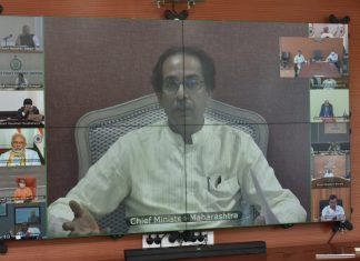 पंतप्रधानांसमवेत व्हिडीओ कॉन्फरन्स