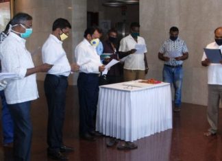 दहशतवाद व हिंसाचारविरोधी दिनानिमित्त मंत्रालयात शपथ