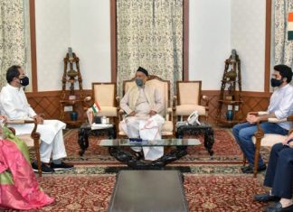 मुख्यमंत्री उद्धव ठाकरे यांनी घेतली राज्यपालांची भेट