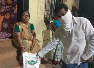 सर्व सेवा संघांतर्फे पुण्यासह राज्यभरात अडकलेल्या ६० हजार मजूर कुटुंबांना अत्यावश्यक वस्तूंच्या किटची घरपोच मदत