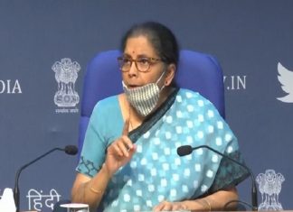 व्यावसायिकांना ३ लाख कोटी रुपयांच्या विनातारण कर्जाची केंद्र सरकारची घोषणा