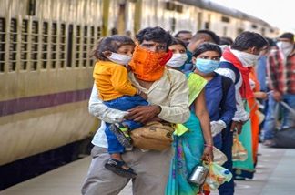 मजुरांना राज्यात पोहचवण्यासाठी १ हजार ३४ विशेष रेल्वे सुरू – पियूष गोयल