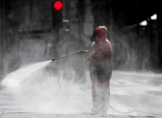 रस्त्यांवर जंतुनाशकाचे फवारे मारून कोविड १९ चा नायनाट होत नाही