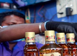 अमरावतीत प्रतिबंधित क्षेत्र वगळता घरपोच मद्यविक्रीला परवानगी