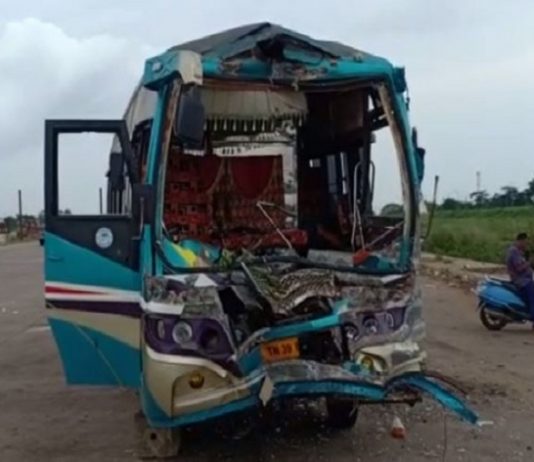 स्थलांतरितांना घेऊन जाणाऱ्या वाहनांना झालेल्या अपघातात गेल्या २४ तासात राज्यात ५ जणांचा मृत्यू, ५० जण जखमी