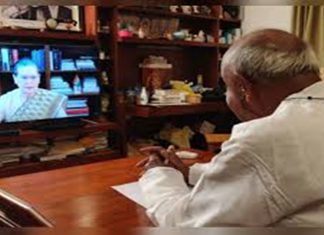 अम्फान चक्रीवादळानं झालेलं नुकसान केंद्र सरकारनं राष्ट्रीय आपत्ती म्हणून घोषीत करावं