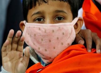 लहान वयाच्या मुलांना नियमितपणे केल्या जाणाऱ्या लसीकरणात धोका असल्याचा इशारा