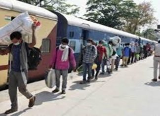 सरकारने किंवा रेल्वेने कधीही स्थलांतरितांकडे रेल्वे भाड्याची मागणी केली नाही-केंद्र सरकार