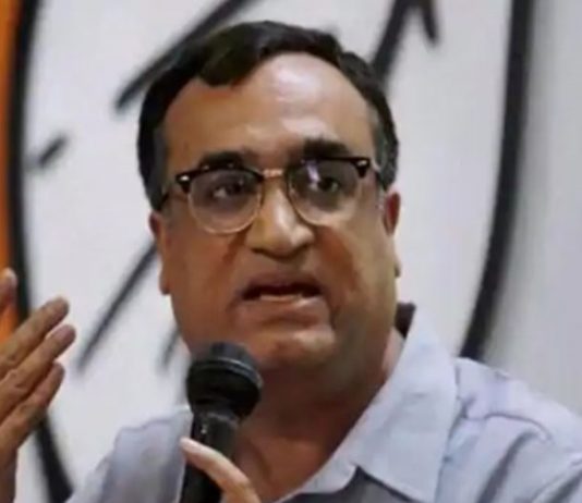 कोरोना विरुद्ध लढण्याबाबत केंद्र सरकारमध्ये संभ्रम, सरकारने पारदर्शी असावं – अजय माकन