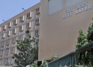 श्रमिकांसाठीच्या कायद्यांमध्ये केलेल्या सुधारणांमुळे, जुना कायदा पूर्णपणे रद्द झालेला नाही असा खुलासा