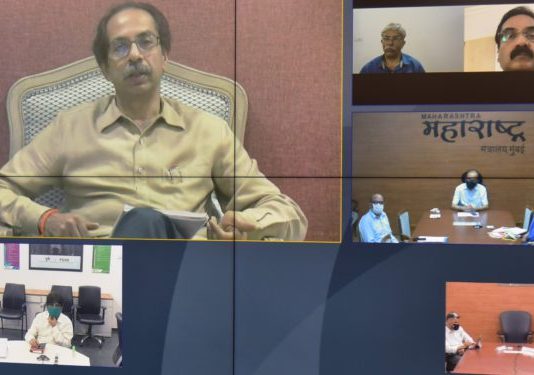 ऑनलाईन व डिजिटल शिक्षणाचे पर्याय मोठ्या प्रमाणावर वापरा