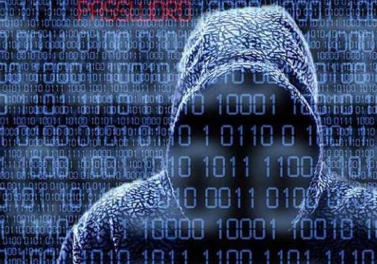 इंटरनेट, वेबसाईट हाताळताना सावधानता आवश्यक