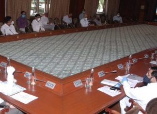 कोरोना संकटामुळे ठप्प अर्थव्यवस्थेला रुळावर आणण्यासाठी नियुक्त तज्ज्ञगटाचा अहवाल सादर