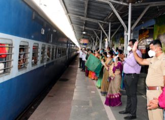 श्रमिक विशेष रेल्वे बलियाकडे रवाना