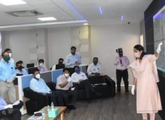 पुणे स्मार्ट सिटी वॉर रुमला उपमुख्यमंत्री अजित पवार यांची भेट