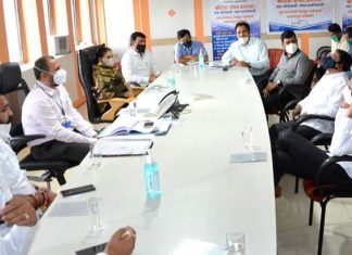 कोरोना विषाणू प्रतिबंधाबाबत शहरातील आमदारांची बैठक