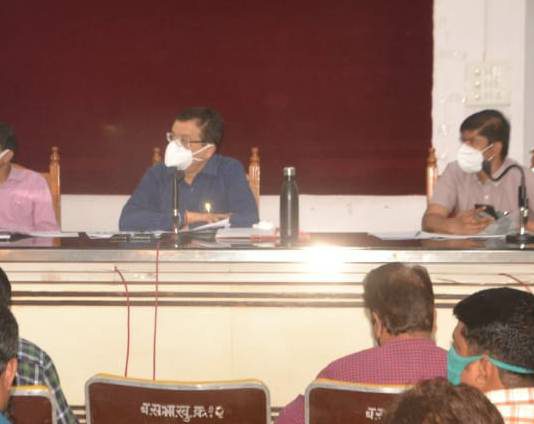 मृत्यूदर कमी करण्यासाठी अँटीजेन टेस्टचा वापर कराआढावा बैठकीत विभागीय आयुक्त डॉ. म्हैसेकर यांच्या सूचना