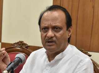 पुणे शहर व जिल्ह्यात चक्रीवादळामुळे झालेल्या नुकसानीचा उपमुख्यमंत्र्यांनी घेतला लोकप्रतिनिधी, प्रशासनाकडून आढावा