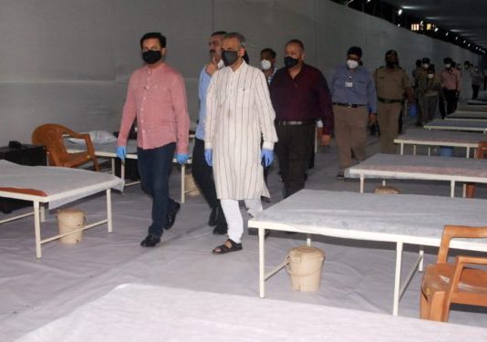 रिचर्डसन क्रूडास कोविड केअर सेंटरची वैद्यकीय शिक्षणमंत्र्यांकडून पाहणी