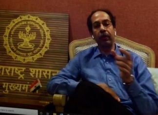 कोरोनाचा धोका टाळण्यासाठी अनिर्बंध वावर रोखणे गरजेचे – मुख्यमंत्री उद्धव ठाकरे