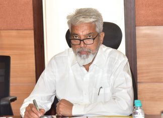 साडेसहा लाख शेतकऱ्यांच्या थेट बांधावर पोहोचवले खते आणि बियाणे – कृषिमंत्री दादाजी भुसे