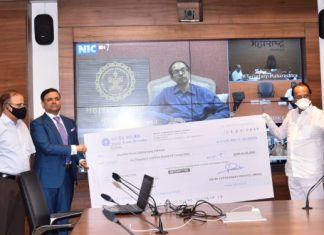 मुंबई-पुणे एक्स्प्रेस वे टोलवसुली अधिकारापोटी ‘आयआरबी’कडून ‘एमएसआरडीसी’ला ६ हजार ५०० कोटींचा पहिला हप्ता प्रदान