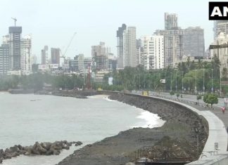 अरबी समुद्रातल्या कमी दाबाच्या पट्ट्याची तीव्रता वाढली, परवापर्यंत या पट्ट्याचं चक्रीवादळात रुपांतर होईल असा हवामान विभागाचा अंदाज