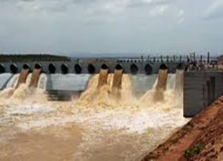 मेडीगड्डा धरणामुळे राज्यातली जमीन पाण्याखाली गेल्यासंदर्भात सहा सदस्यांची समिती नियुक्त