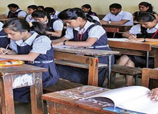 राज्यात इयत्ता पहिली आणि सहावीच्या विद्यार्थ्यांसाठी मराठी हा विषय सक्तीचा