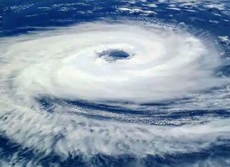 निसर्ग चक्रीवादळाचा जोर ओसरला