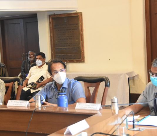 केंद्रीय पथकाकडून कोरोना प्रतिबंध उपाययोजनांचा आढावा