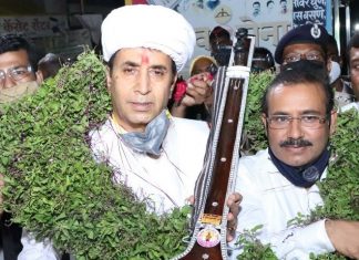 कोरोनामुक्तीसाठी पंढरीच्या पांडुरंगाला गृहमंत्र्यांचे साकडे