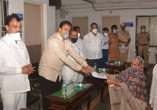 कोरोनाच्या काळात पोलिसांनी शासनाची प्रतिमा उंचावली – गृहमंत्री अनिल देशमुख यांचे गौरवोद्गार