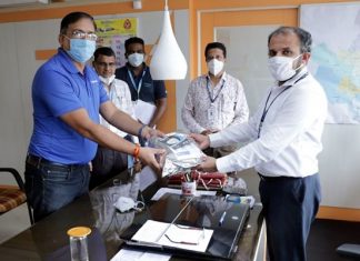 कॅप जेमिनी टेक्नॉलॉजिज् लिमिटेड कंपनीकडून पिंपरी चिंचवड महानगरपालिकेस २००० पीपीई किट्स