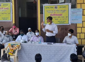 कृषी दिन व कृषि संजिवनी सप्ताह निमित्त कृषि आयुक्तांनी घेतली महीलांची शेतीशाळा