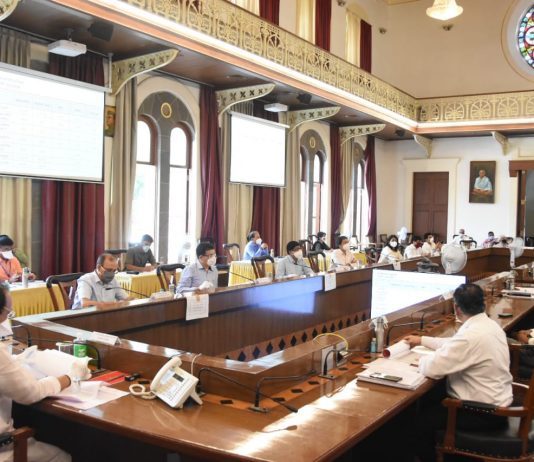 कोरोनाची साखळी तोडण्यासाठी प्रसंगी पुन्हा लॉकडाऊन घोषित करण्याचा उपमुख्यमंत्री अजित पवार यांचा इशारा