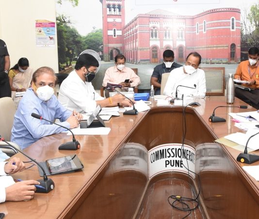 नगर रस्त्यावरील वाहतुक कोंडीची समस्या सोडवण्यासाठी भूसंपादनाची कामे गतीने पूर्ण करा – उपमुख्यमंत्री अजित पवार यांचे निर्देश