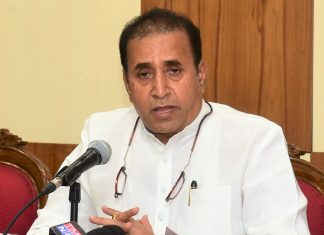 मुंबई पोलिसांना कोविड-१९ प्रादुर्भाव संपेपर्यंत सेवा निवासस्थान ठेवण्याची मुभा – गृहमंत्री अनिल देशमुख