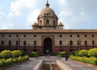 दोन महसूल मंडळांच्या विलीनीकरणाची बातमी तथ्यहीन