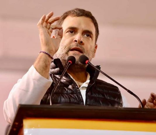 विद्यापीठ परीक्षा रद्द करून विद्यार्थ्यांना मागच्या वर्षीच्या कामगिरीनुसार गुण द्यावेत : राहुल गांधी