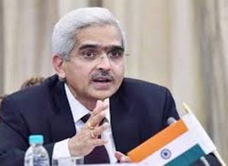 देशाची अर्थव्यवस्था सुरळीत होण्याची चिन्हं दिसत असल्याचं रिझर्व बँकेचे गव्हर्नर यांचं प्रतिपादन