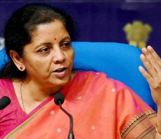 आत्मनिर्भर भारत योजनेअंतर्गत ३ लाख कोटी रुपयांच्या कर्जाची केंद्र सरकारनं केली घोषणा