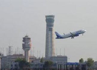 आंतरराष्ट्रीय विमानतळ कंपनीचा कार्यकारी अध्यक्ष्यांवर ७०५ कोटी रुपयांच्या घोटाळ्याचा आरोप