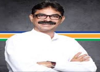 यंदा दहीहंडी उत्सव साजरा करू नये – बाळा नांदगांवकर