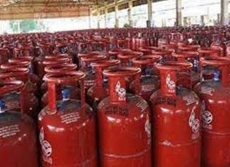 प्रधानमंत्री उज्ज्वला योजनेअंतर्गत सप्टेंबरपर्यंत मोफत मिळणार सिलेंडर