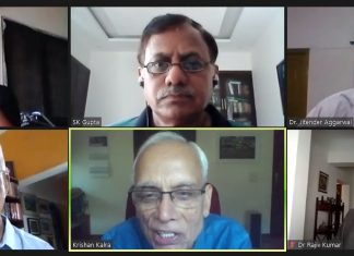 कोरोनाच्या काळात दिव्यांगांना “आत्मनिर्भर” बनवण्यासाठी सार्थकचा मदतीचा हात