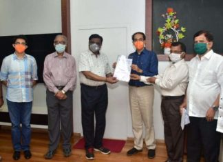 ऑल इंडिया बँक रेटायरिस फेडरेशनतर्फे मुख्यमंत्री सहाय्यता निधीस १८ लाख रुपयांची मदत